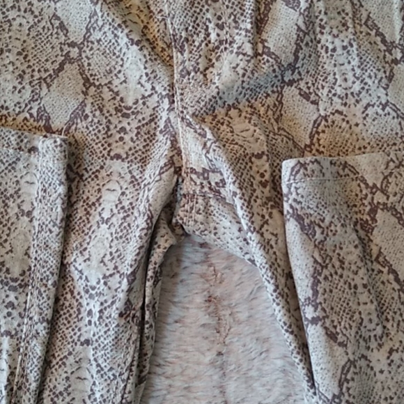 Mudd Jeans - Picture 9 of 11